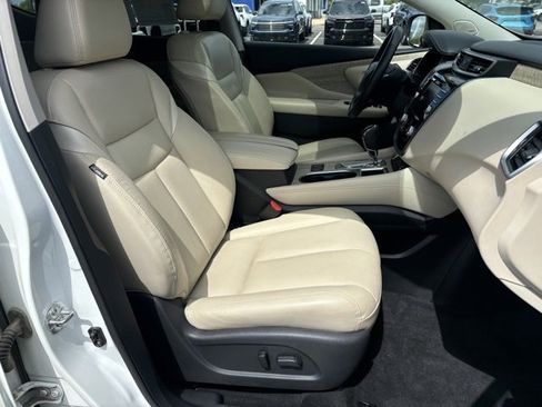 Used 2023 Nissan Murano SL image 17