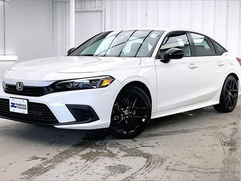 Certified 2024 Honda Civic Sport image 2