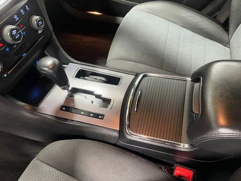 Used 2014 Dodge Charger R/T image 17