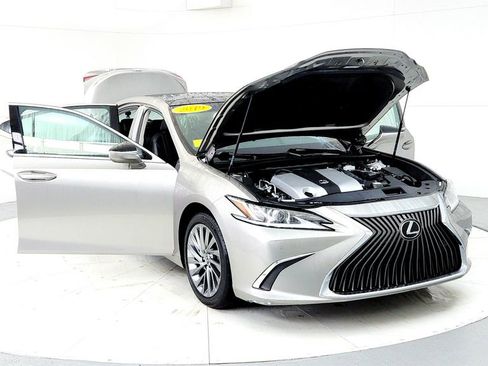 Used 2019 Lexus ES 350 w/ Accessory Package 2 FWD image 9