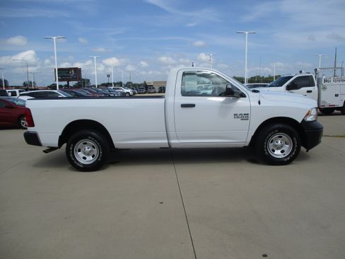 Used 2022 RAM 1500 Tradesman w/ Power & Remote Entry Group RWD image 7