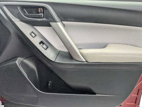 Used 2017 Subaru Forester 2.5i Premium w/ Popular Package #2A image 24