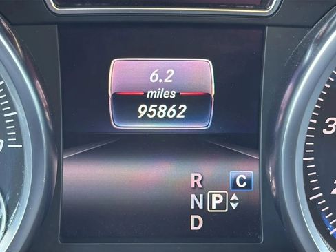 Used 2018 Mercedes-Benz GLE 350 4MATIC image 16