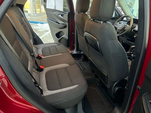 Certified 2021 Chevrolet TrailBlazer LT w/ Convenience Package image 16