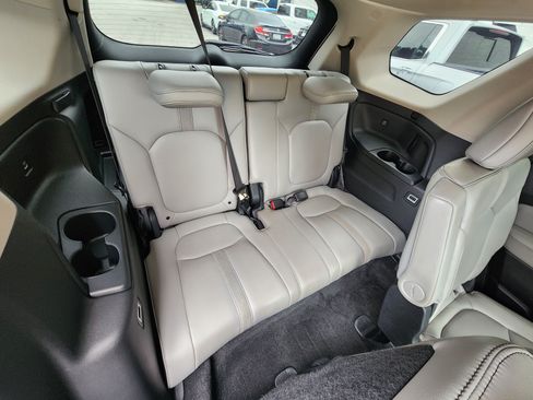 Used 2023 Honda Pilot EX-L image 13