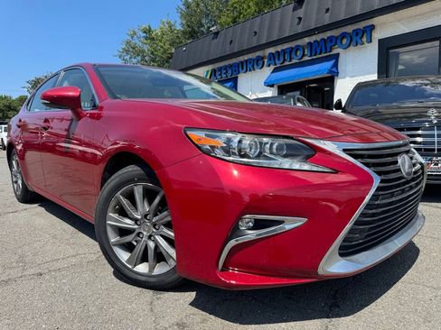 Used 2016 Lexus ES 300h w/ Luxury Package w/Wood Trim image 1