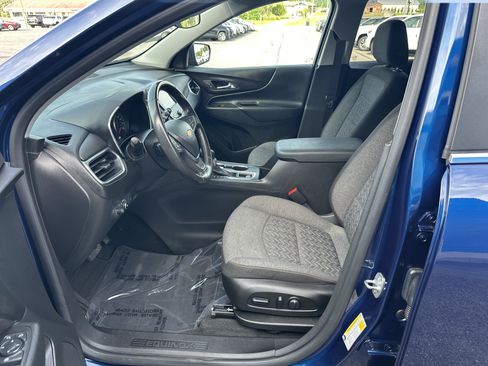 Used 2022 Chevrolet Equinox LT AWD/4WD image 10