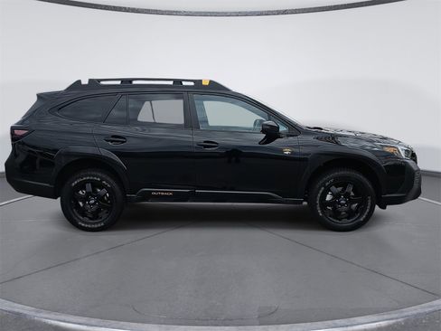 Used 2023 Subaru Outback Wilderness image 2
