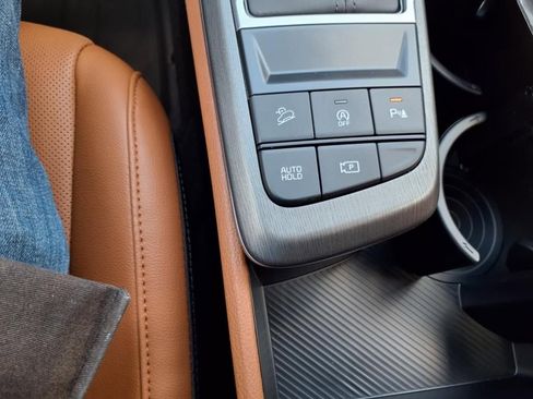 New 2026 Kia Sportage X-Line w/ X-Line Technology Package image 16