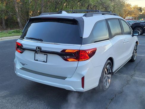 New 2026 Honda Odyssey EX-L image 2