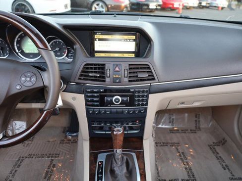 Used 2011 Mercedes-Benz E 550 E 550 image 29