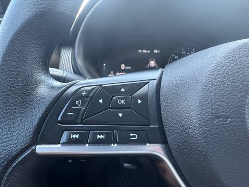 Used 2023 Nissan Kicks SV FWD image 18