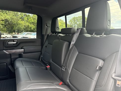 Used 2022 Chevrolet Silverado 3500 LTZ w/ LTZ Convenience Package AWD/4WD image 31