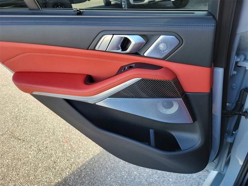 Used 2026 BMW X5 M Competition w/ Executive Package image 15