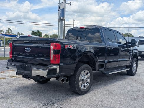 Used 2023 Ford F350 Lariat w/ Chrome Package AWD/4WD image 4