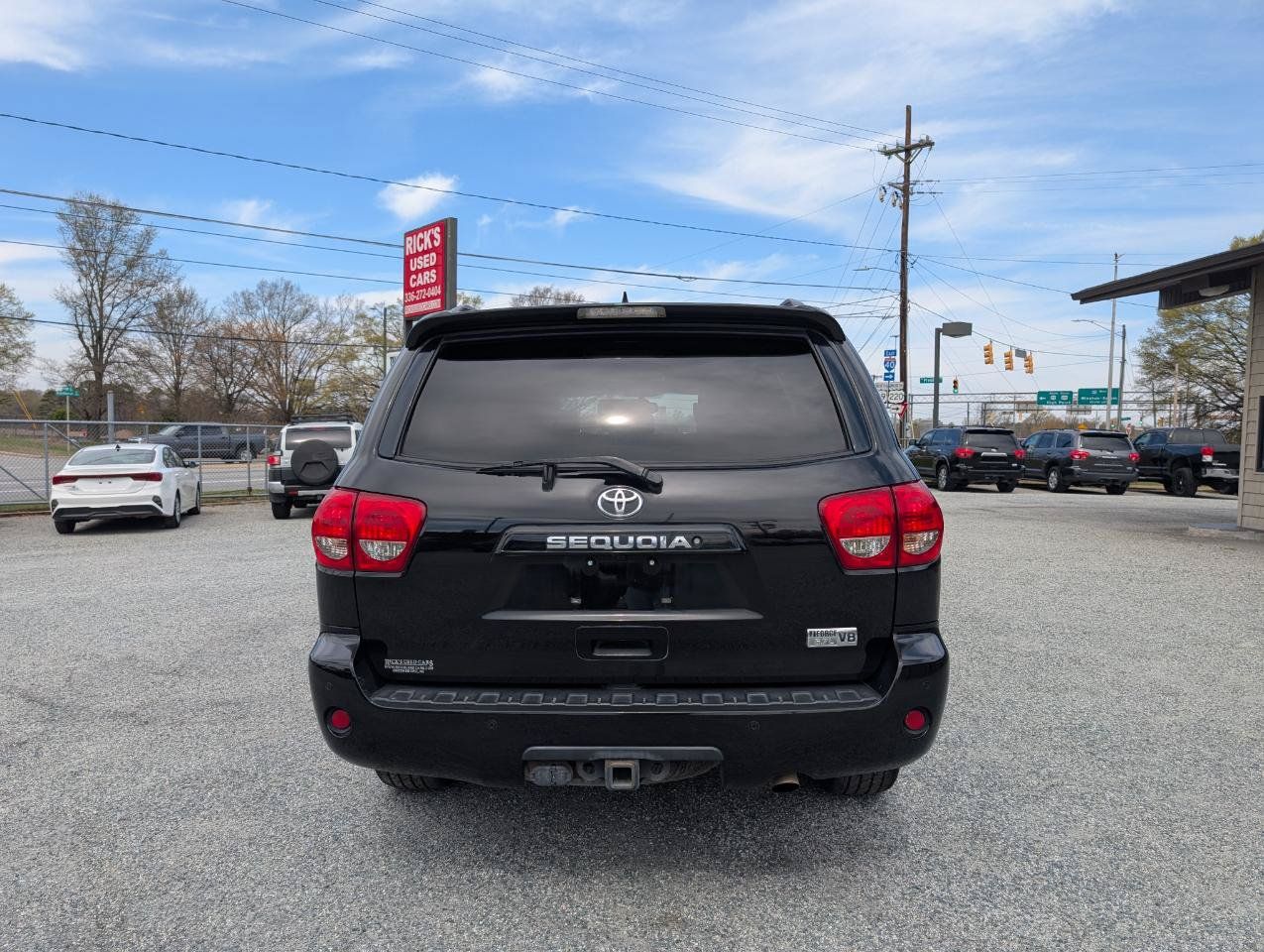 Used 2016 Toyota Sequoia SR5 RWD image 7
