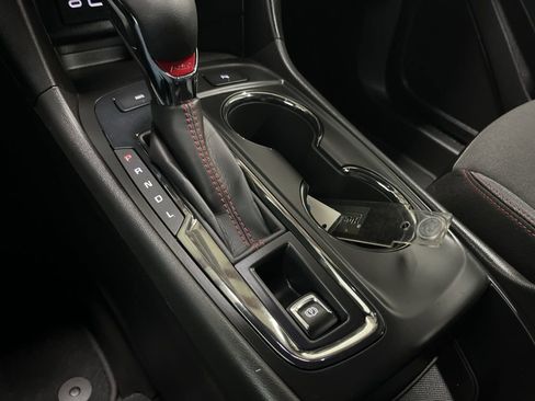 Used 2023 Chevrolet Equinox RS image 16