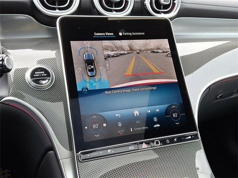 Used 2025 Mercedes-Benz GLC 300 4MATIC image 18