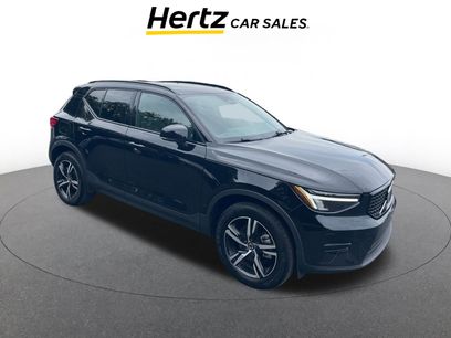 Used 2024 Volvo XC40 B5 Core