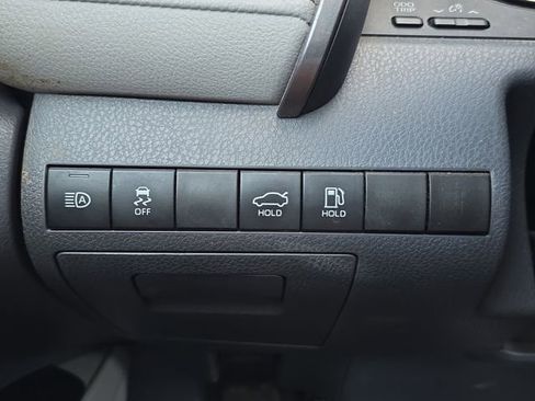 Used 2021 Toyota Camry SE FWD image 25