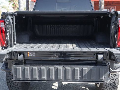 Used 2024 GMC Sierra 2500 Denali Ultimate w/ Max Trailering Package AWD/4WD image 10