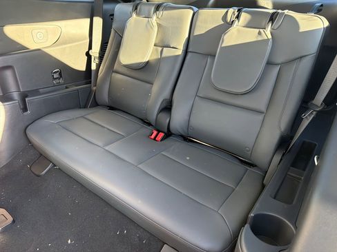 New 2026 Ford Explorer Active w/ Active Comfort Package image 15