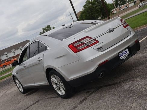 Used 2015 Ford Taurus SEL FWD image 6