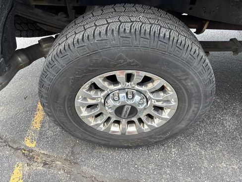 Used 2020 Ford F250 XLT w/ XLT Premium Package AWD/4WD image 13