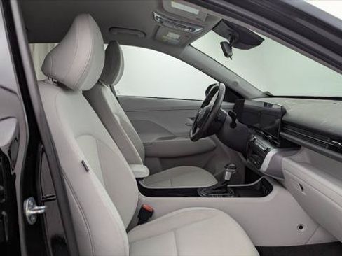 Used 2024 Hyundai Kona SEL FWD image 21