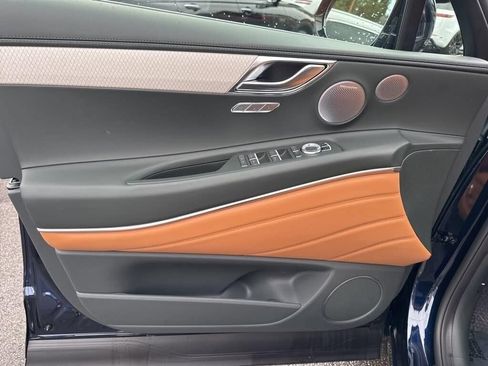 New 2026 Genesis GV80 2.5T Prestige AWD/4WD image 18