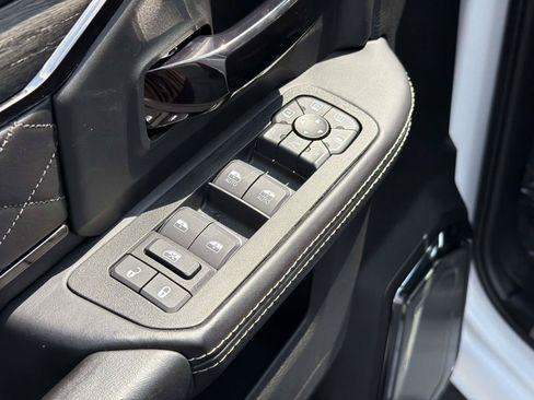 Used 2026 RAM 3500 Limited AWD/4WD image 7