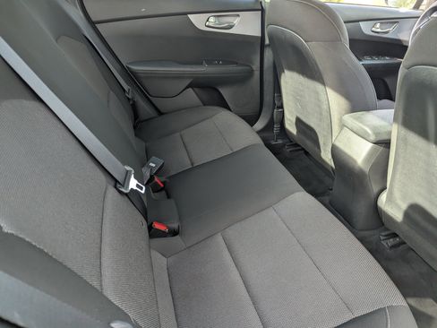 Certified 2022 Kia Forte Sedan image 11