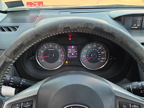 Used 2015 Subaru Forester 2.5i Limited image 18