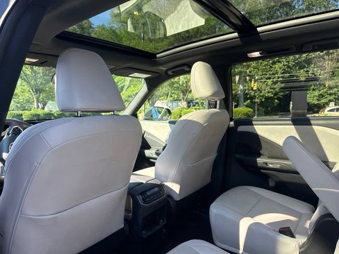 Used 2024 Lexus TX 350 AWD w/ Captains Chair Package image 11