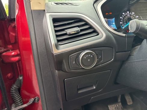 Used 2015 Ford Edge SEL w/ Equipment Group 201A image 8