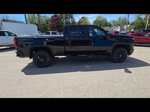 New 2026 Chevrolet Silverado 2500 LT w/ Trail Boss Package AWD/4WD image 9