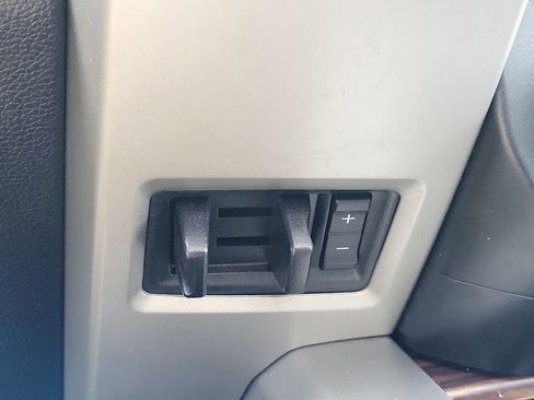 Used 2019 Ford F150 Lariat AWD/4WD image 35
