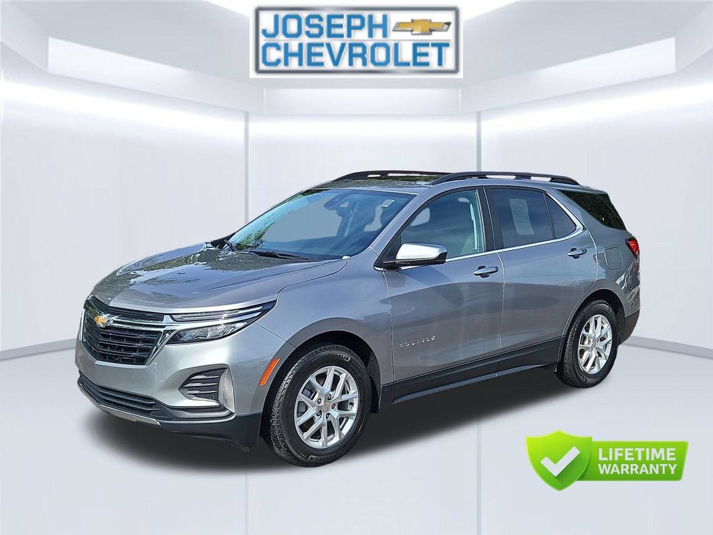 Used 2024 Chevrolet Equinox LT FWD image 2