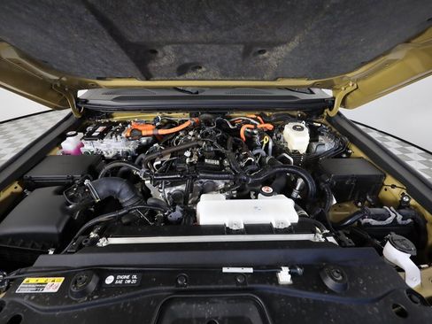 Used 2024 Toyota Land Cruiser image 39