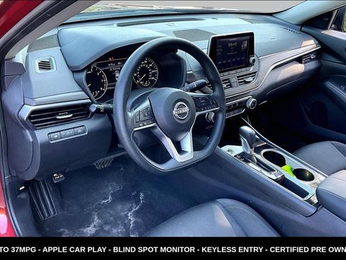Certified 2024 Nissan Altima 2.5 SV FWD image 17