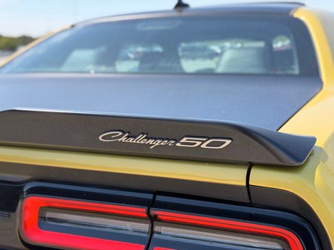 Used 2020 Dodge Challenger R/T RWD image 12