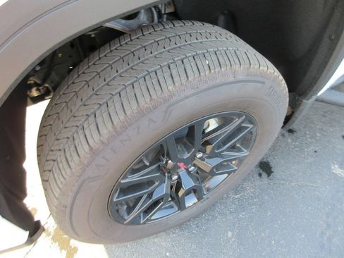 Certified 2026 GMC Sierra 1500 Elevation AWD/4WD image 15