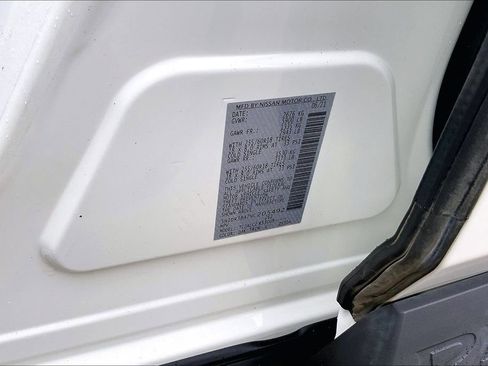 Used 2022 Nissan Pathfinder SV image 30