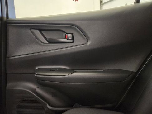 New 2026 Toyota Prius SE image 39