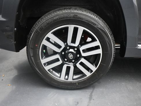 Used 2016 Toyota 4Runner Limited image 25