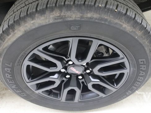 Used 2024 GMC Sierra 1500 Pro w/ Graphite Edition RWD image 33
