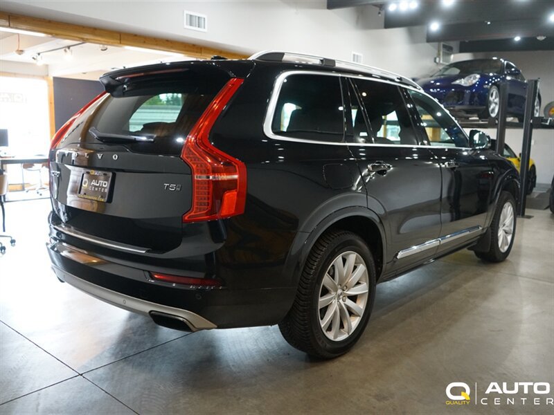 Used 2017 Volvo XC90 T5 Momentum AWD/4WD image 4