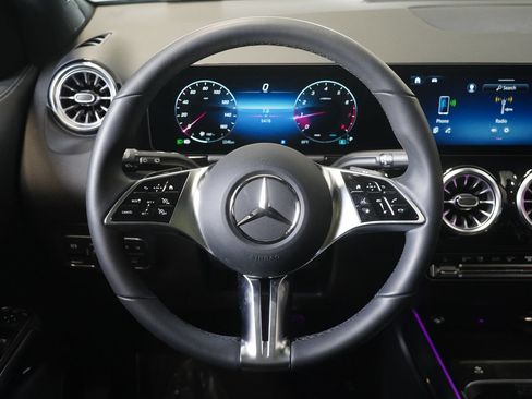 Certified 2026 Mercedes-Benz GLA 250 4MATIC image 14