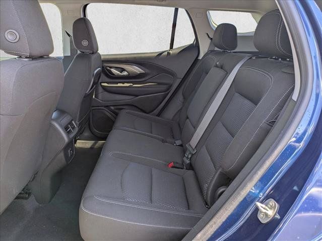 Used 2022 GMC Terrain SLE AWD/4WD image 17