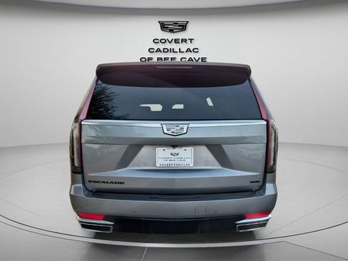 Used 2021 Cadillac Escalade ESV Luxury image 8